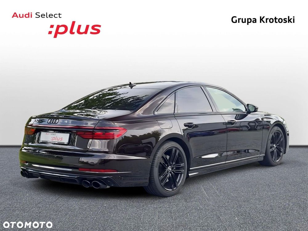 Audi S8 - 6