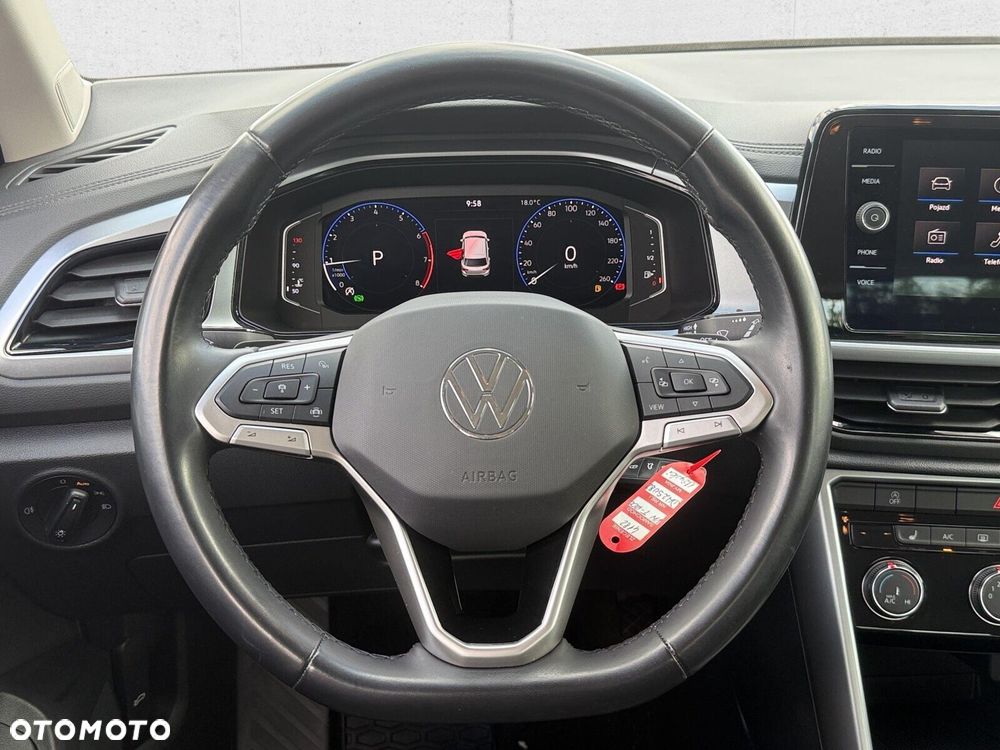 Volkswagen T-Roc - 16