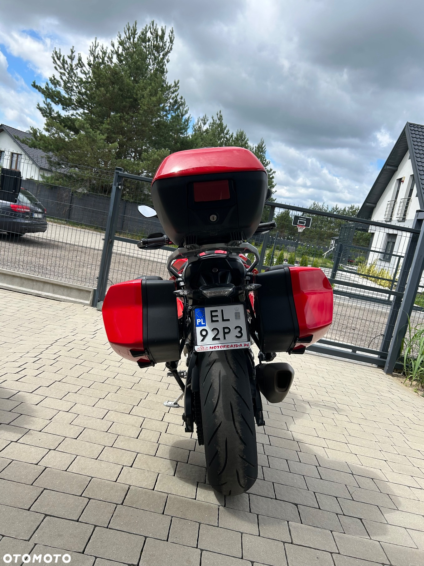 BMW XR - 2