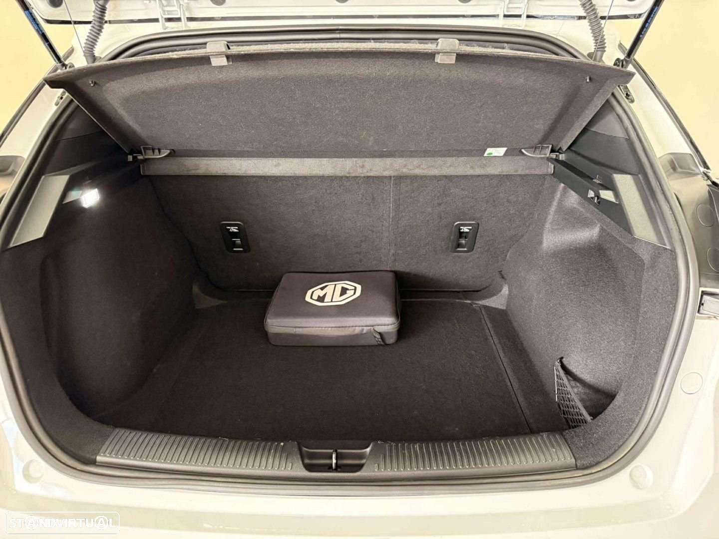 MG MG4 51 kWh Standard - 22
