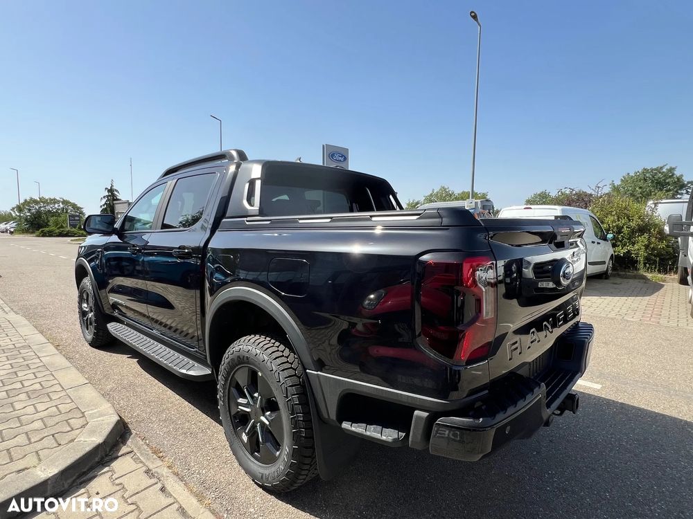 Ford STORMTRAK - 12