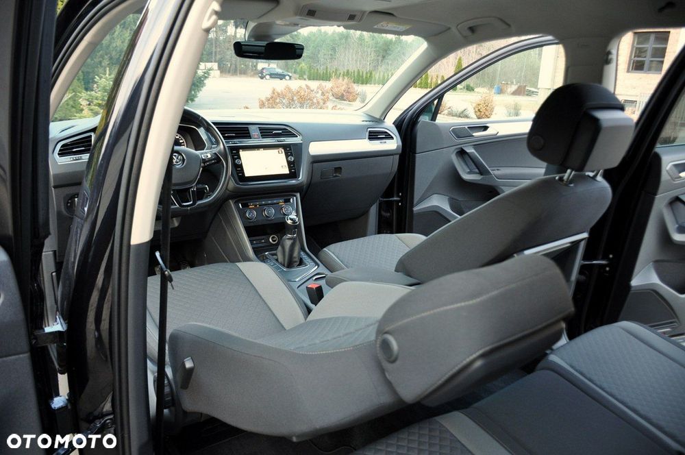 Volkswagen Tiguan - 27