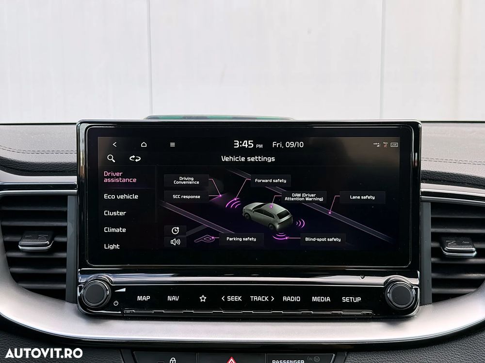 Kia XCeed 1.6 GDI 6DCT PHEV Vision - 14