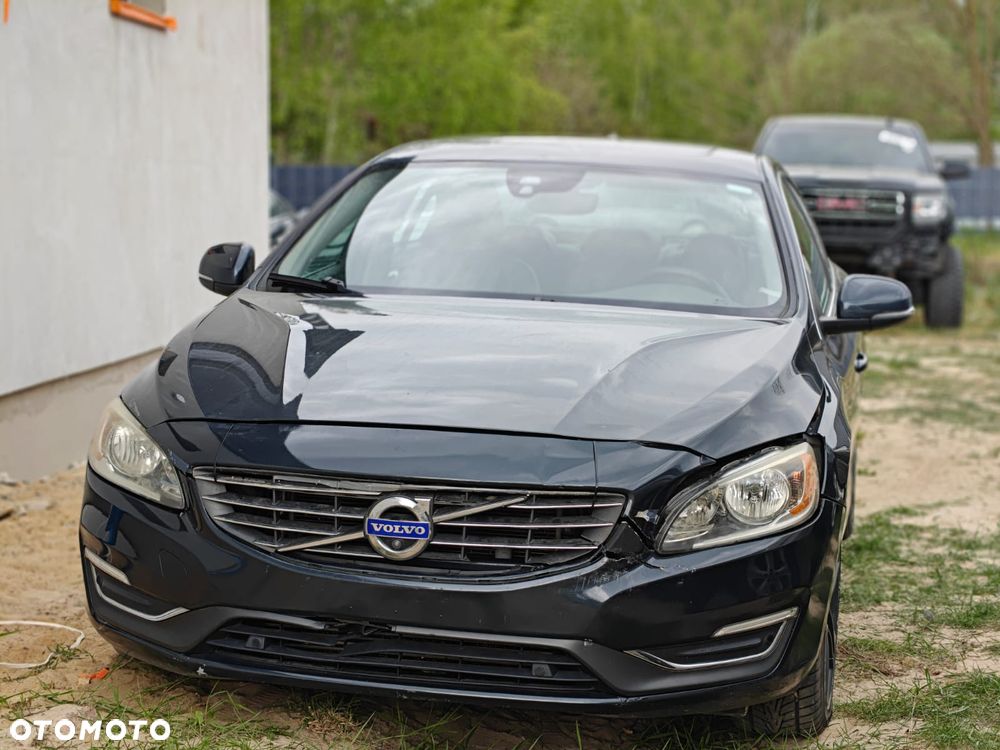 Volvo S60 T5 Geartronic Momentum - 4