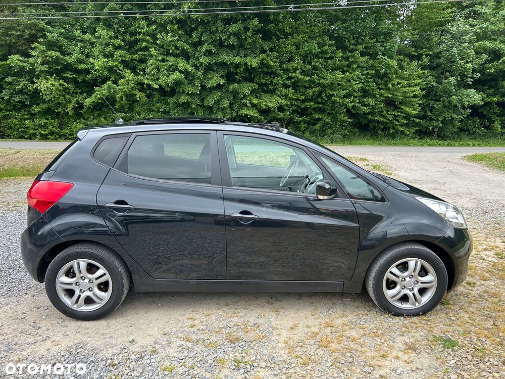 Kia Venga 1.6 CRDi 128 Business Line - 4