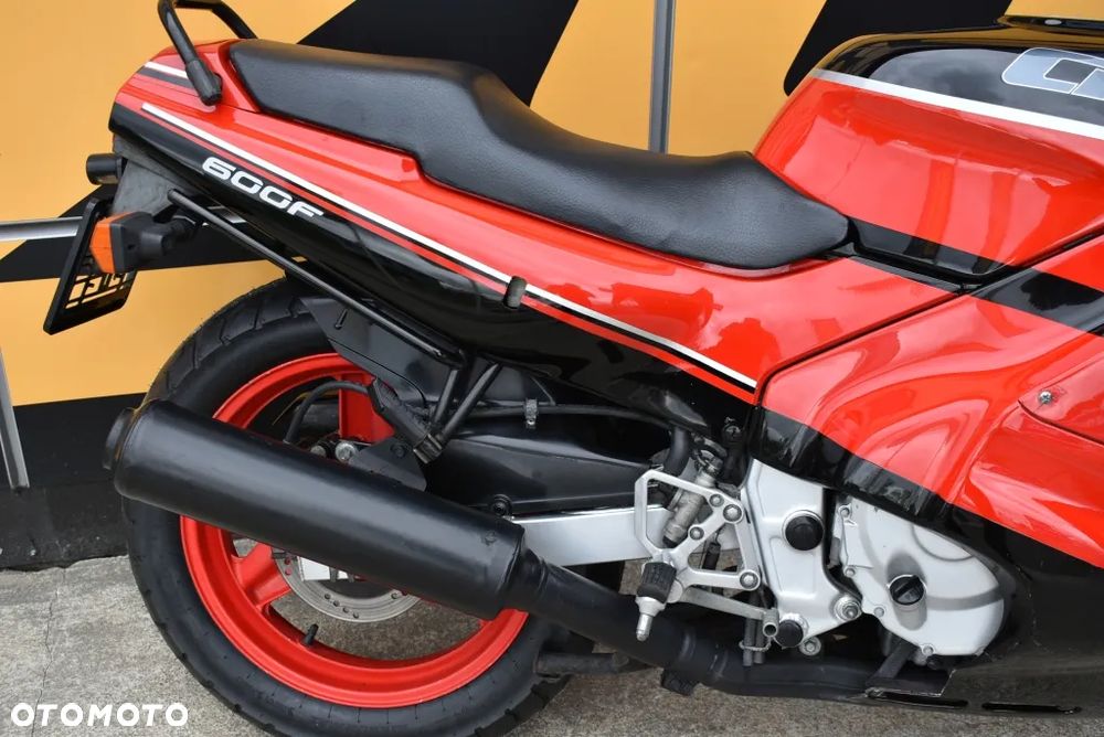 Honda CBR - 6