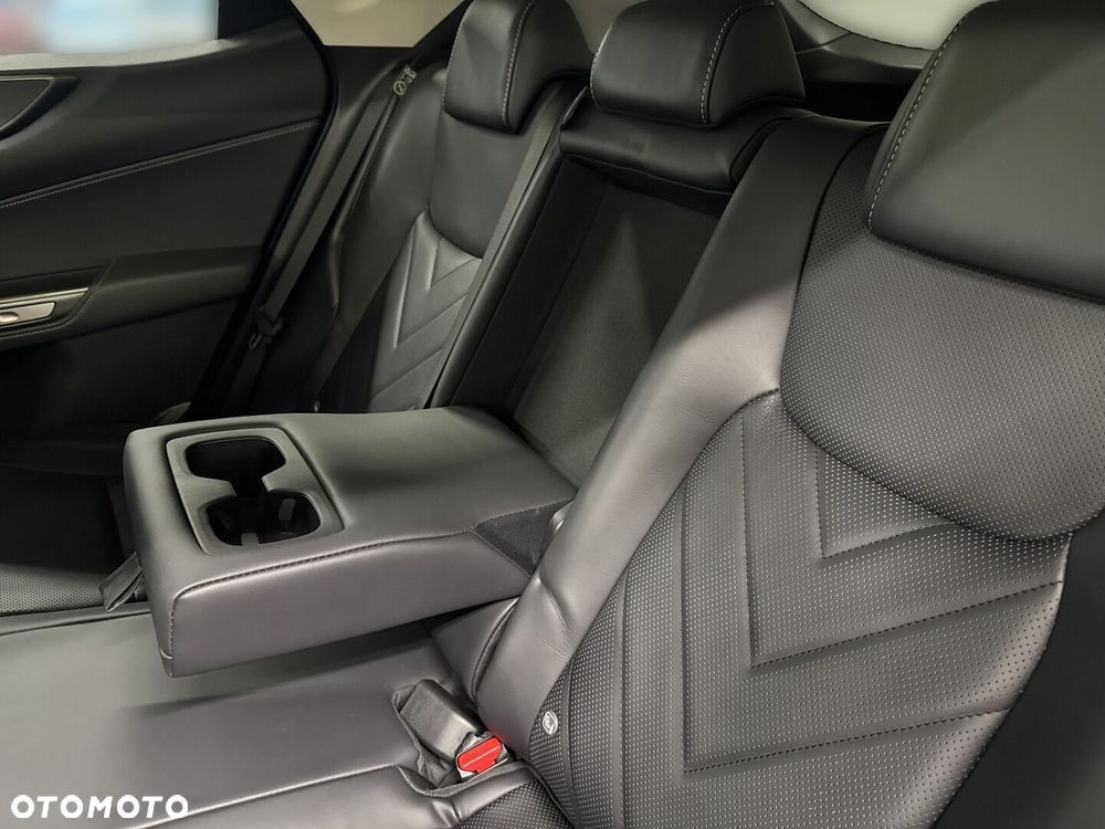 Lexus NX 350h Omotenashi AWD - 11
