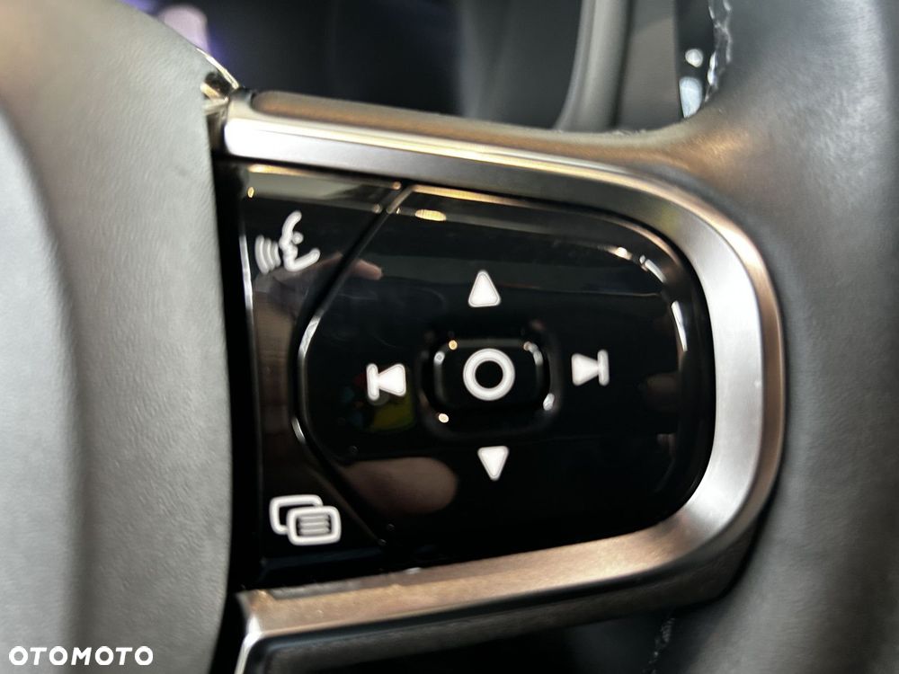 Volvo V60 Cross Country - 17
