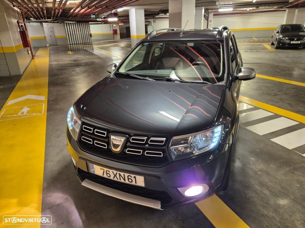 Dacia Logan MCV 0.9 TCe Stepway - 4