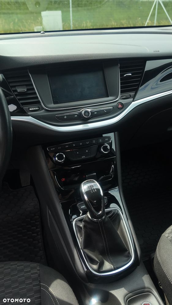 Opel Astra 1.6 CDTI Dynamic - 6