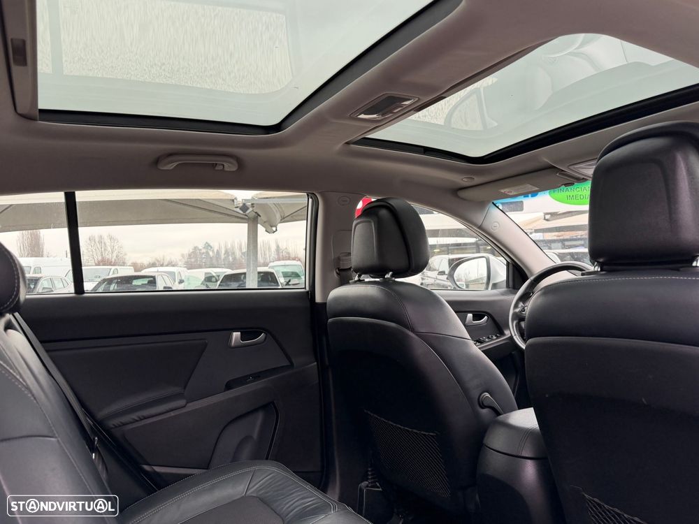 Kia Sportage 1.7 CRDI ISG TX Navi - 14