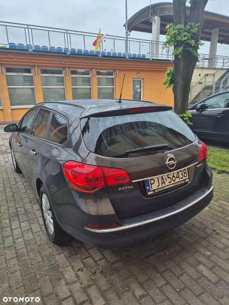 Opel Astra 1.6 D (CDTI) Start/Stop Edition - 4