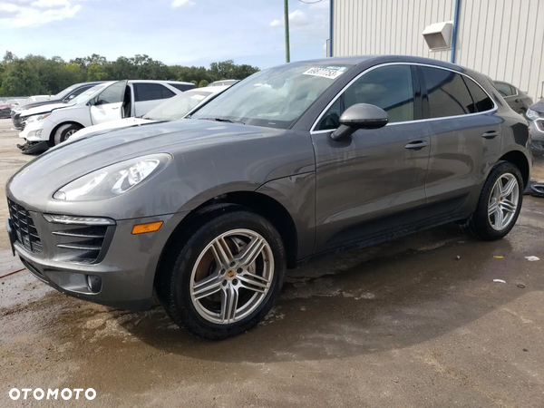 Porsche Macan S