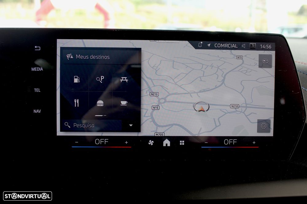 BMW 118 d Pack Desportivo M - 12