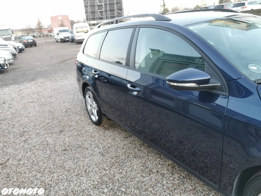 Volkswagen Passat Variant - 12