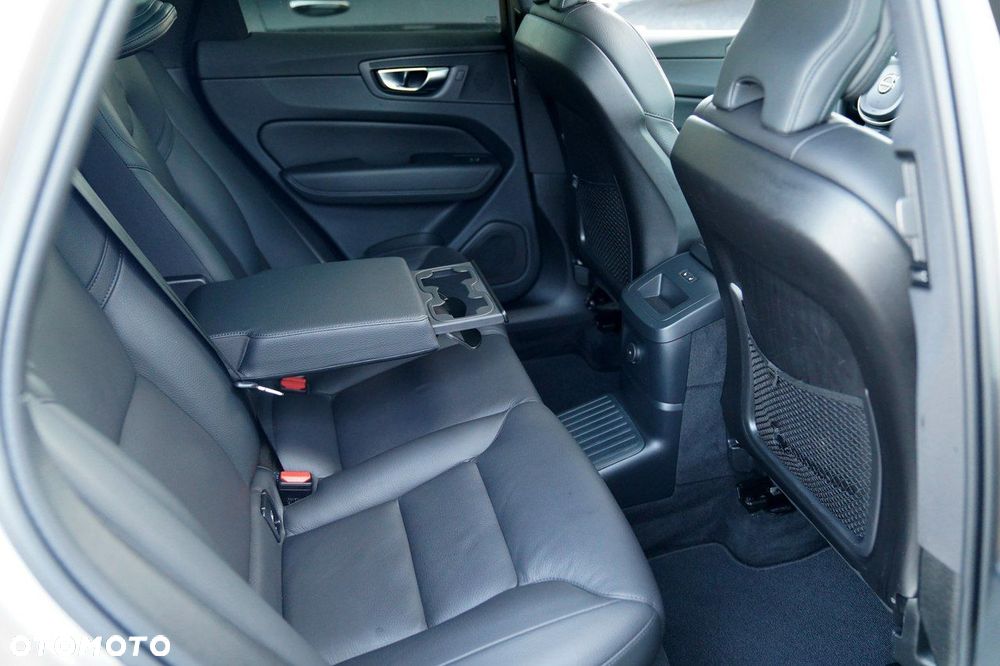 Volvo XC 60 - 29