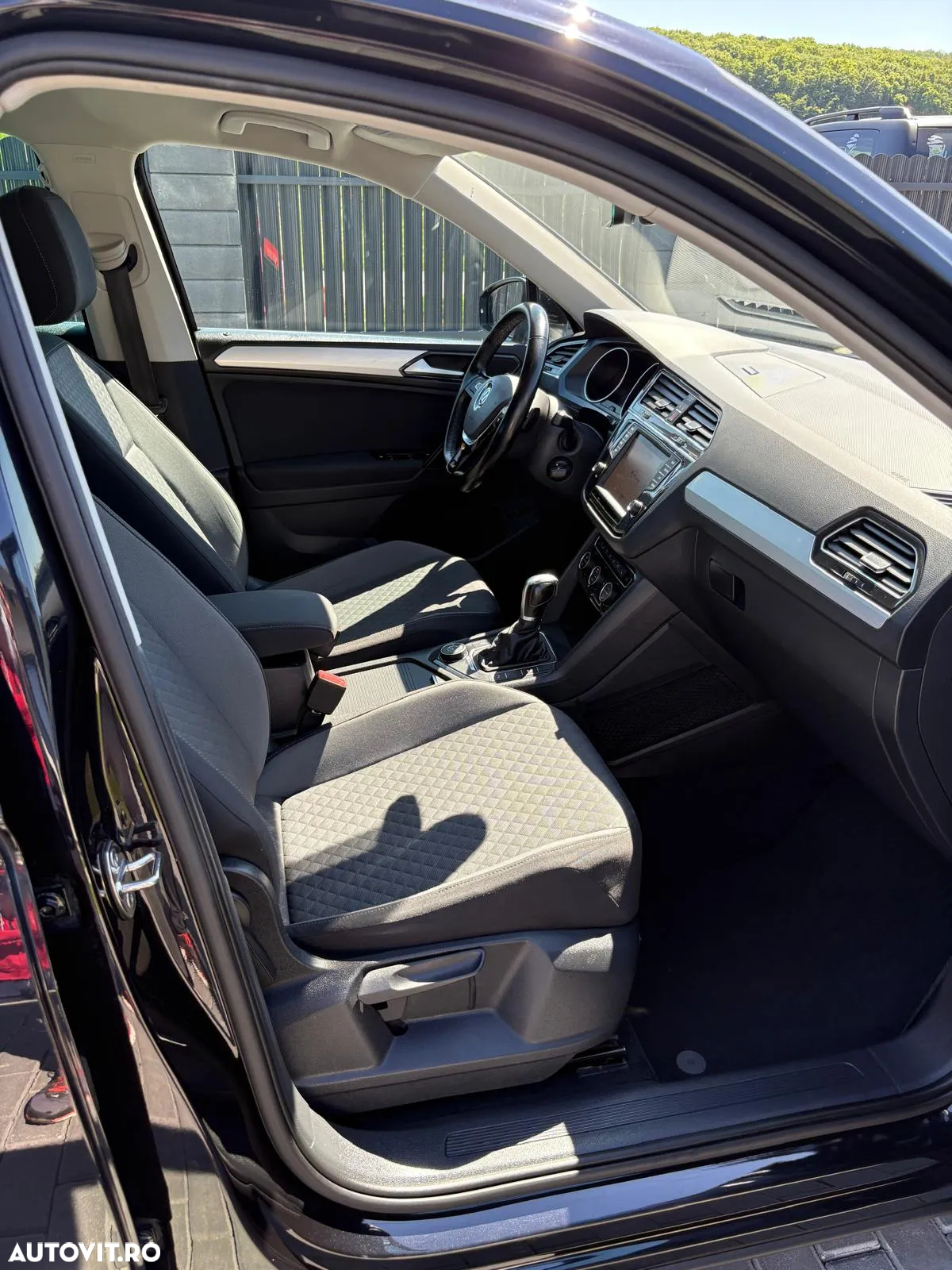 Volkswagen Tiguan 2.0 TDI 4Mot DSG Comfortline - 36