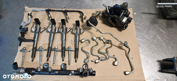 Wtryskiwacze Renault Master 2.3 dci M9T 166009567R A2C97864000