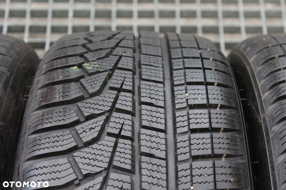 4x 205/55R17 HANKOOK WINTER ICEPT EVO 2 AO 95V - 4