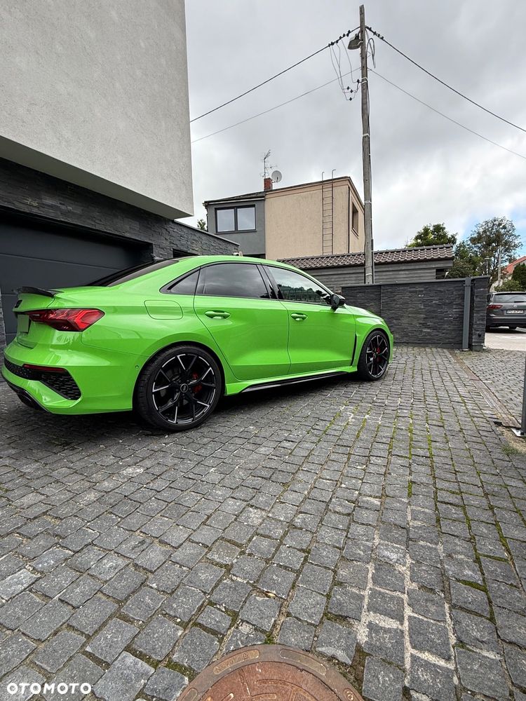 Audi RS3 Limousine - 12