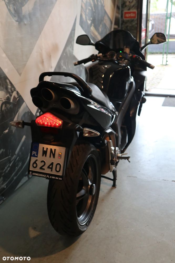 Triumph Sprint - 25