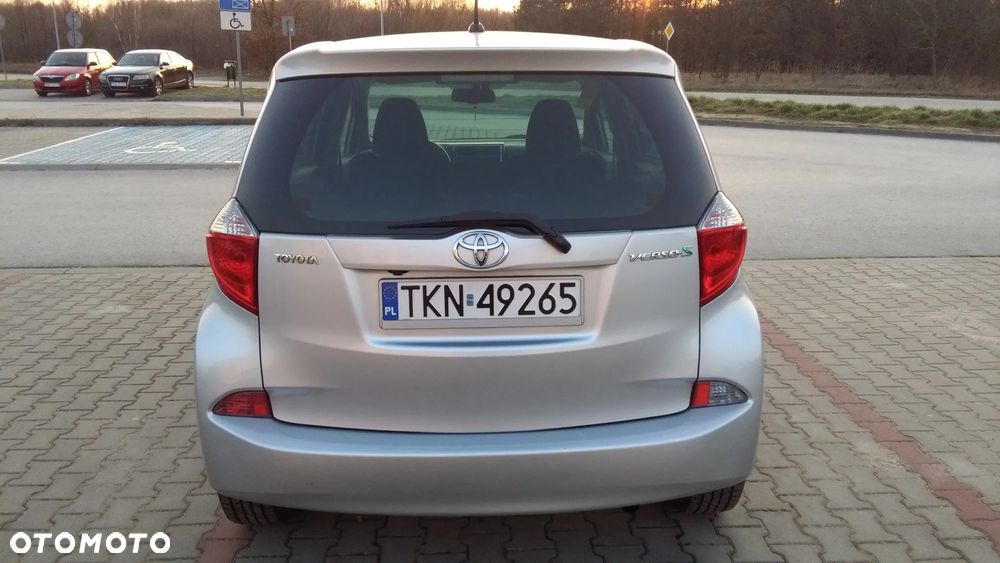 Toyota Verso S 1.33 Premium - 3
