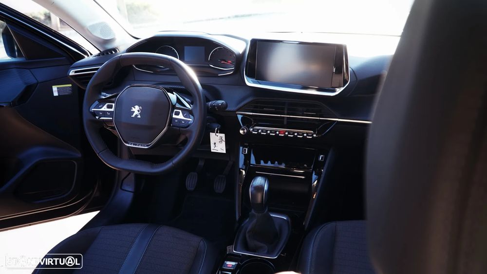 Peugeot 208 PureTech 75 Allure - 9