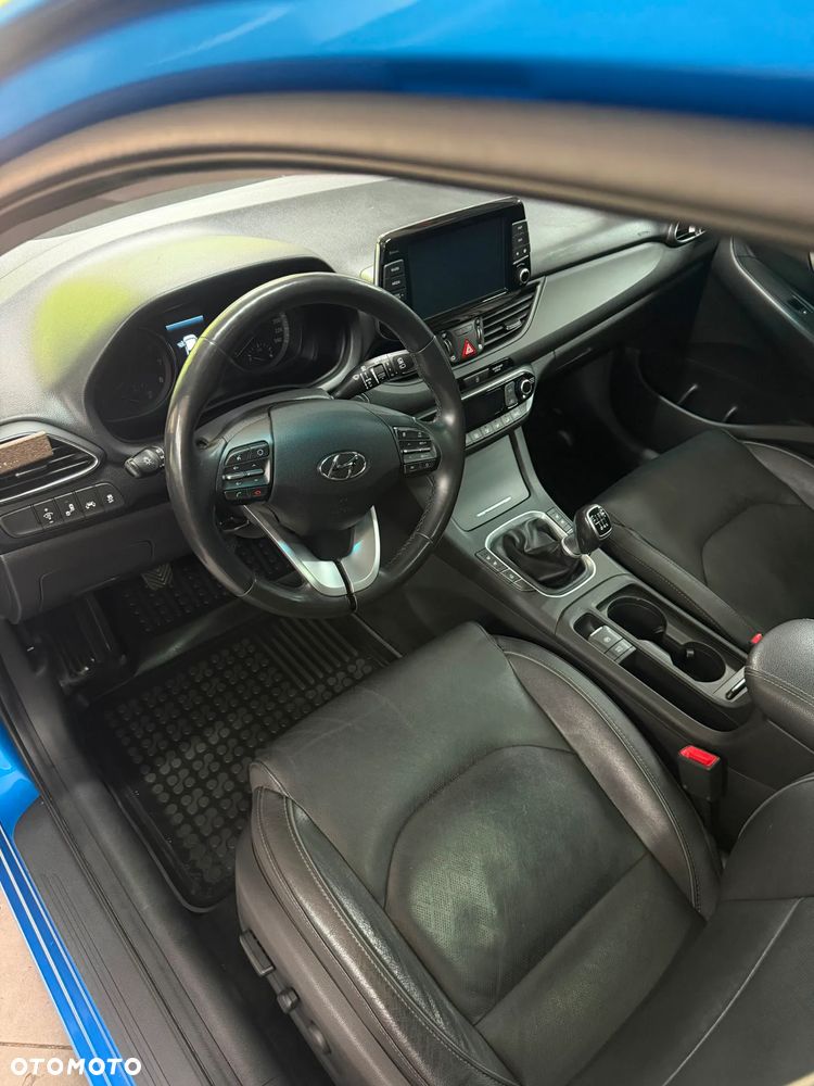 Hyundai i30 1.4 T-GDI Premiere Luxury - 10