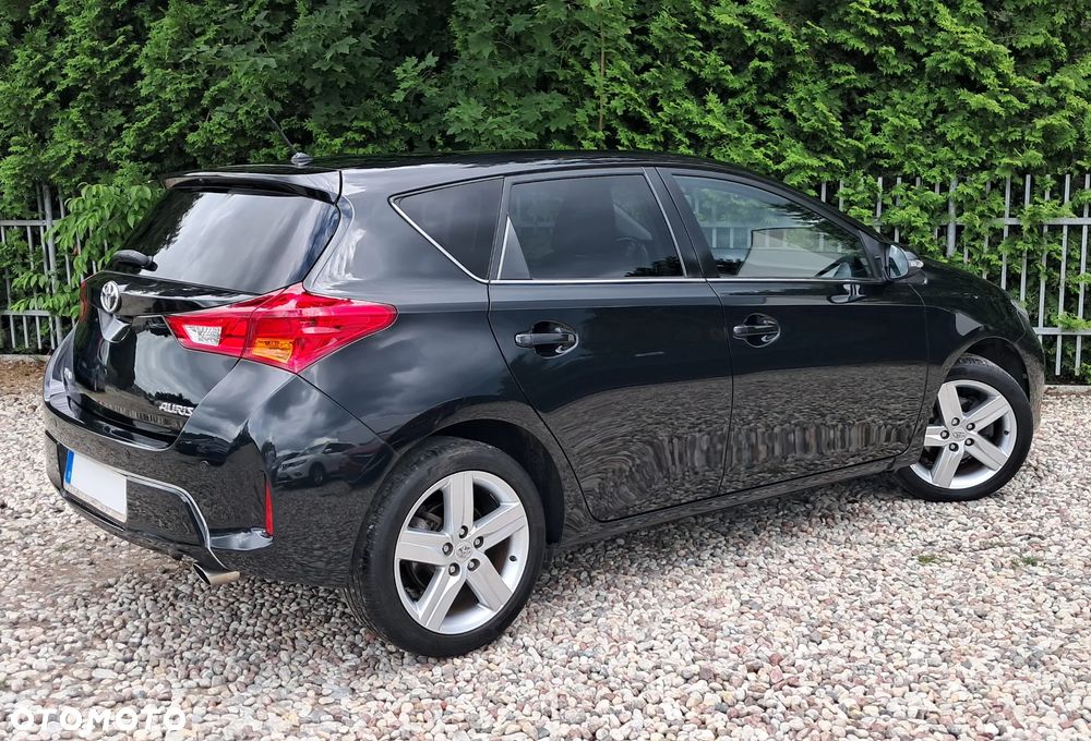 Toyota Auris 1.6 Premium Start - 21