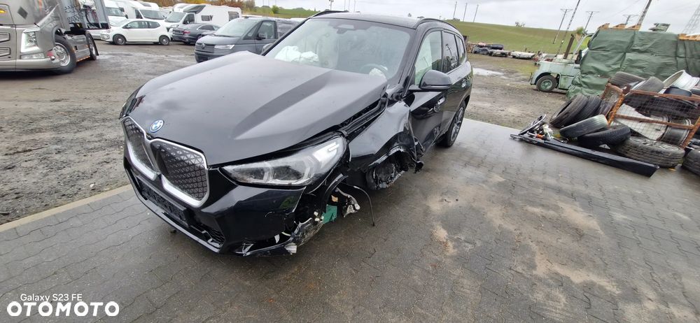 BMW iX1 eDrive20 66.5kWh M Sport - 4