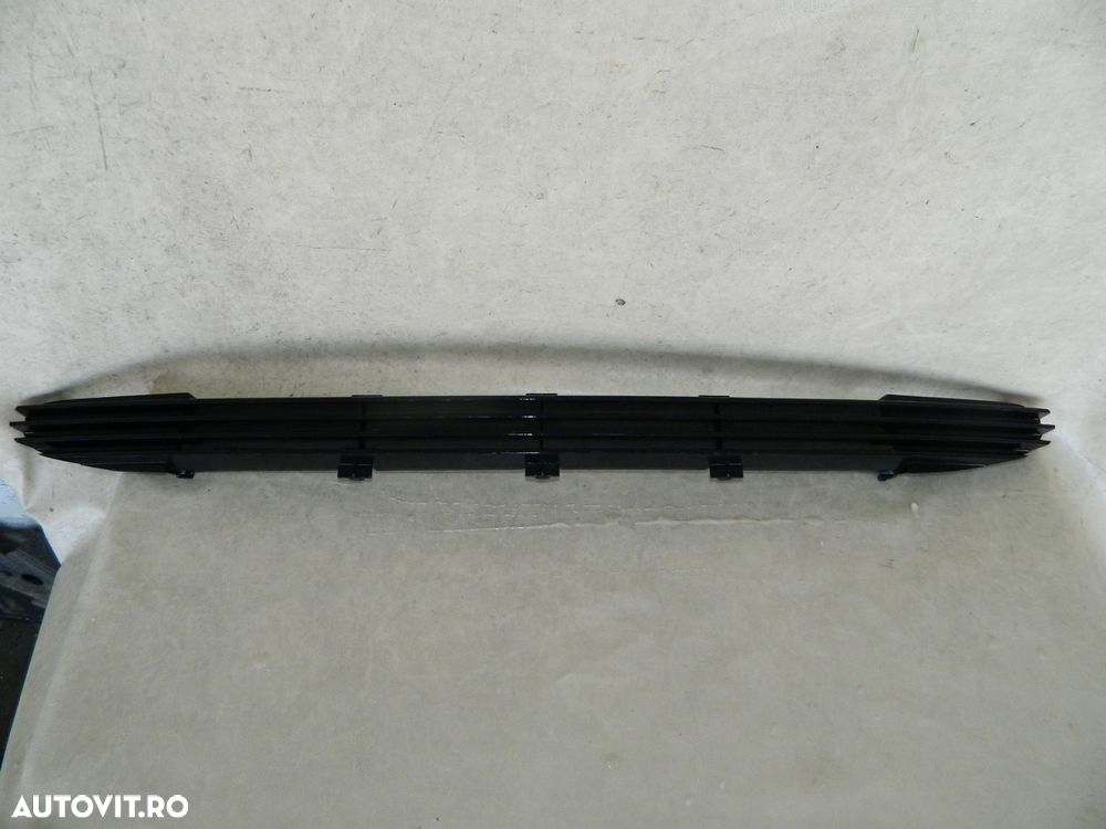 Grila intre proiectoare, Ford Fiesta, 95-99, 96FB-17B968-AC - 2