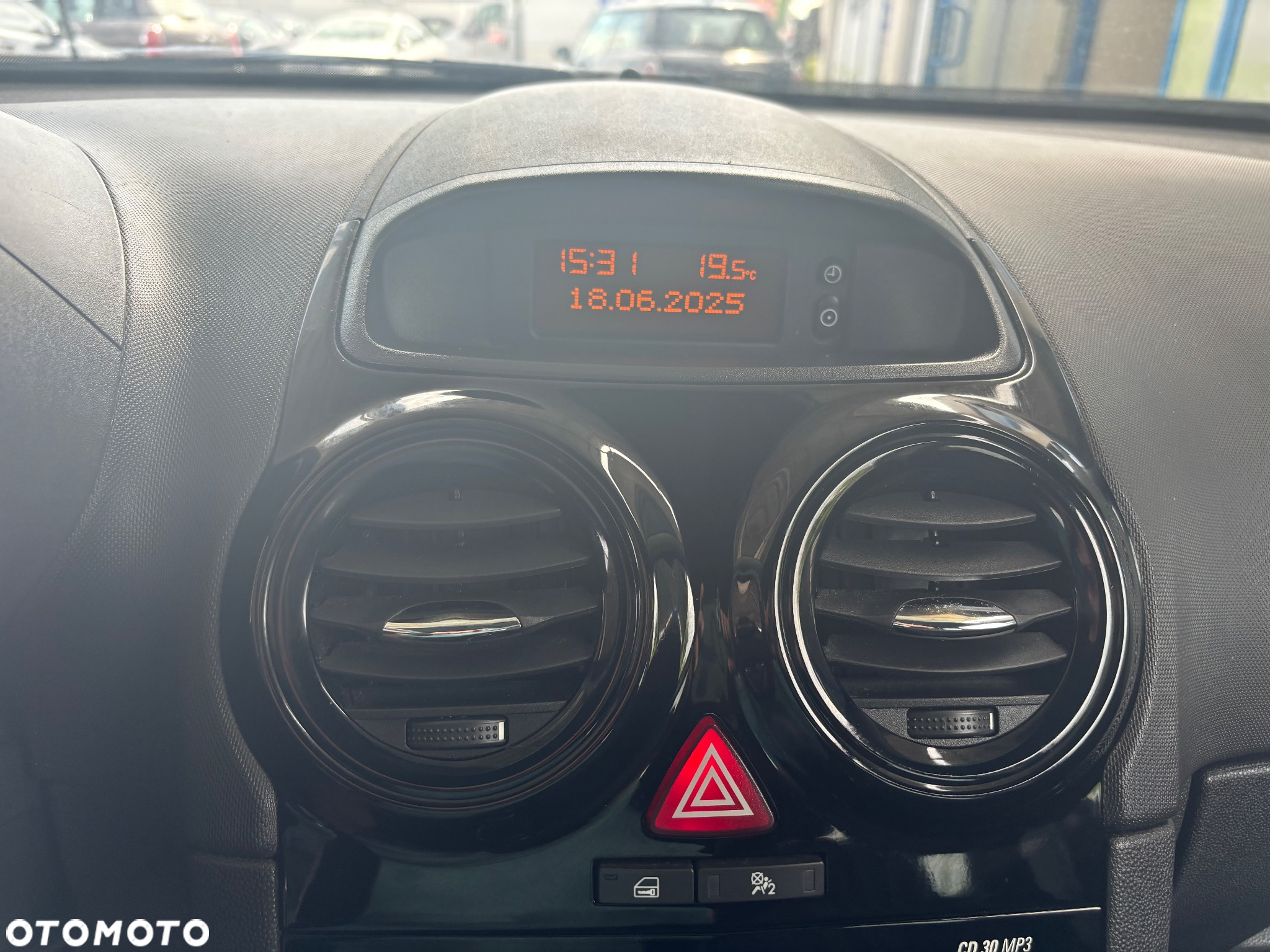 Opel Corsa 1.4 16V Edition 111 Jahre - 13
