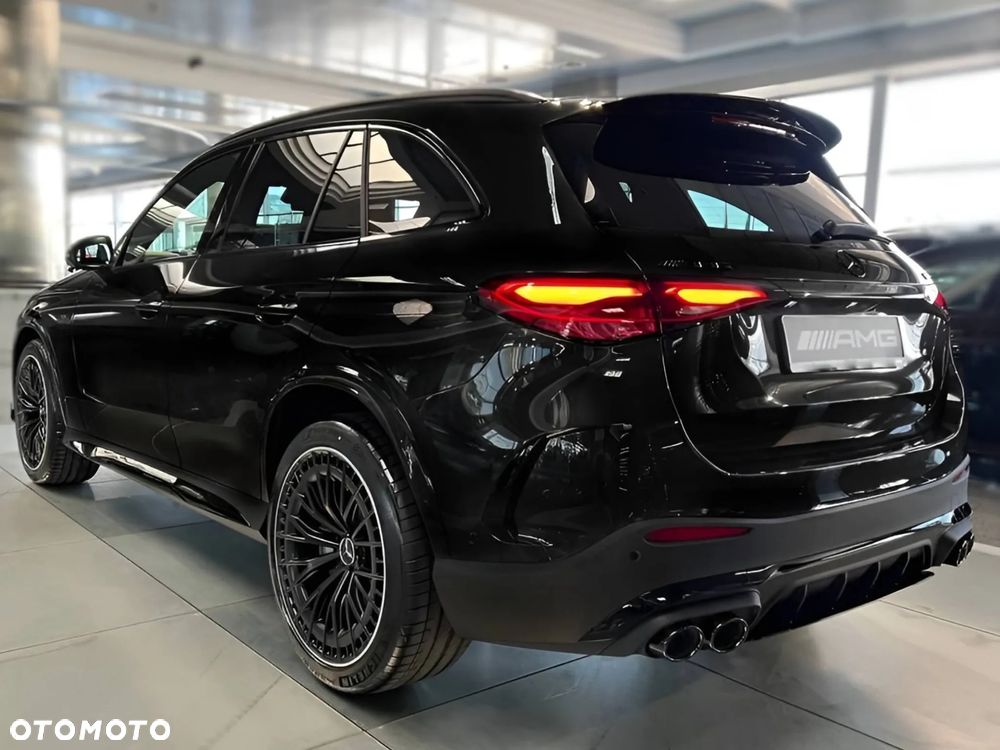 Mercedes-Benz GLC - 4