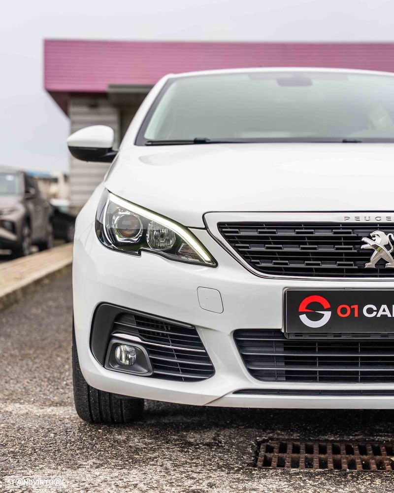 Peugeot 308 PureTech 130 GPF EAT8 Stop & Start Active Pack - 3