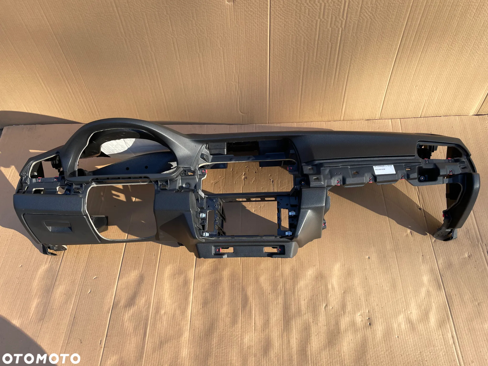 BMW 5 F10 F11 DESKA ROZDZIELCZA KONSOLA CZARNA KOMPLET PASY NAPINACZE BEZ HUD HEAD UP ORYGINAŁ 6783839 NIEREGENEROWANA - 2