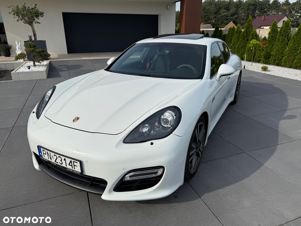 Porsche Panamera GTS - 5