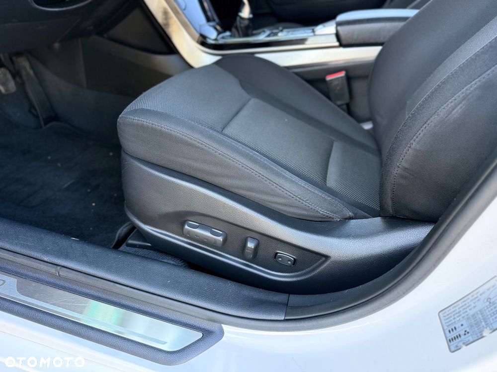 Hyundai i40 Kombi 1.6 Trend - 18