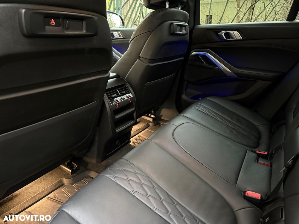 BMW X6 xDrive40i AT MHEV - 12