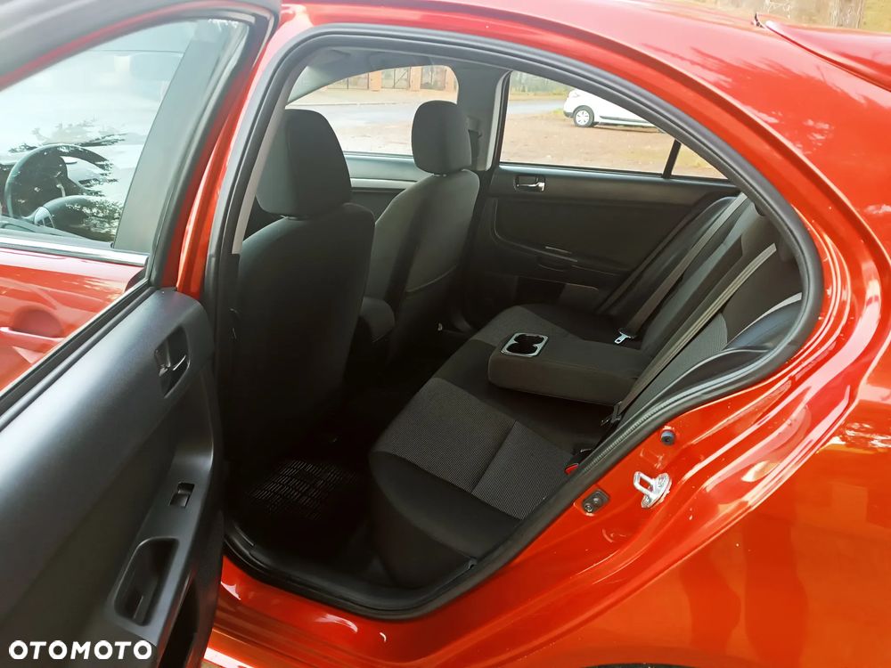 Mitsubishi Lancer 1.8 Instyle - 14