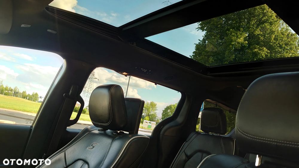 Chrysler Pacifica - 15