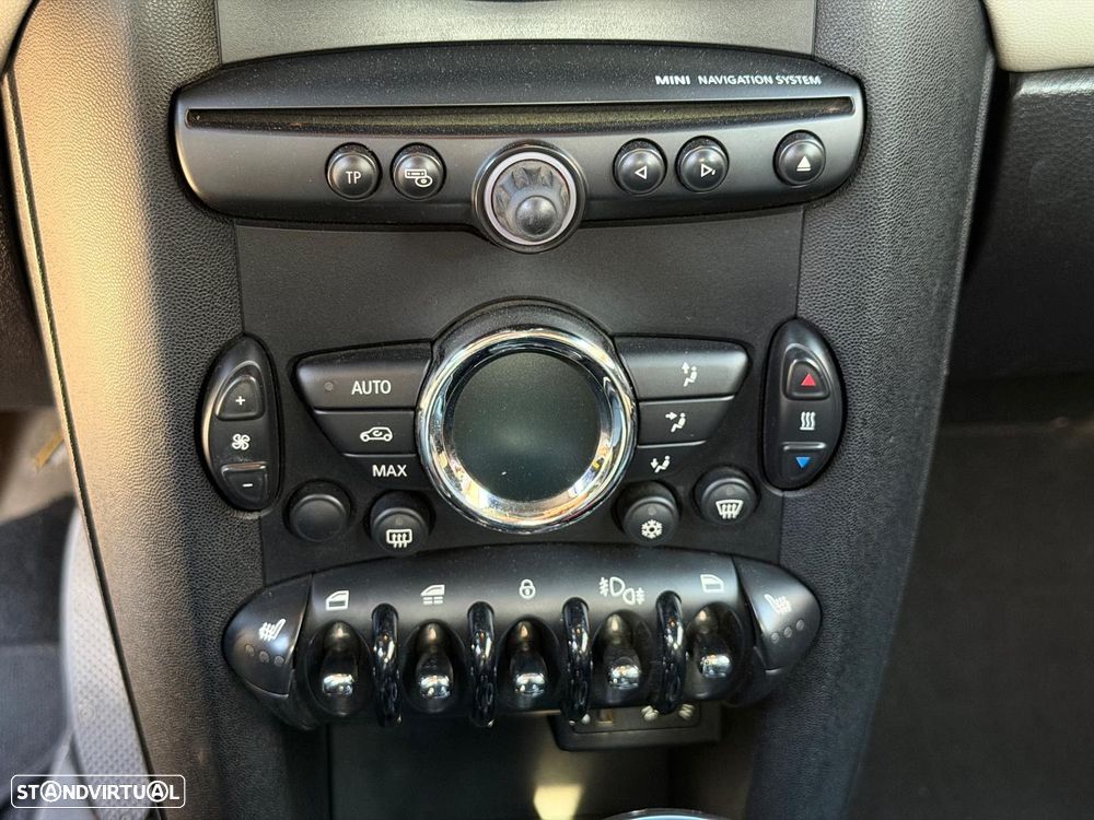 MINI Cabrio Cooper D - 8