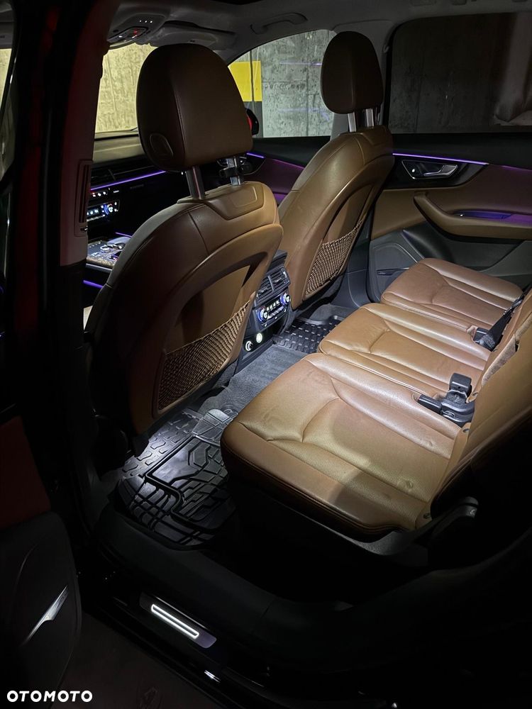 Audi Q7 - 26