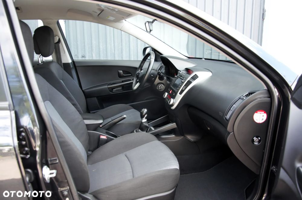 Kia Ceed 1.6 CVVT LX - 8