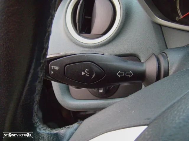 Ford Fiesta 1.4 TDCi Titanium - 17