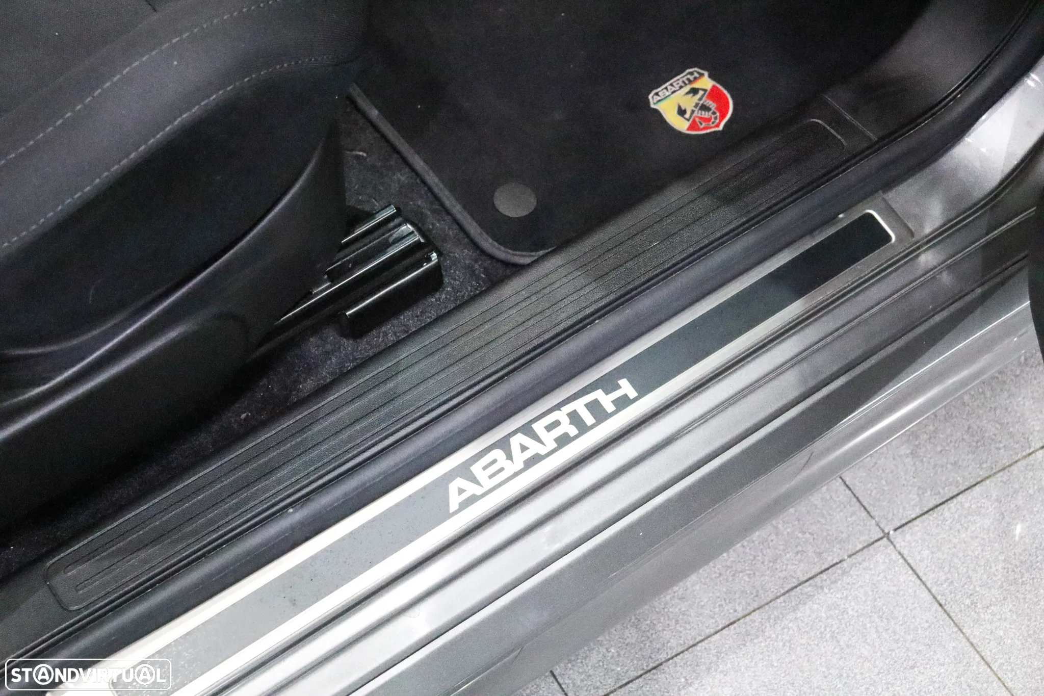 Abarth 595C 1.4 T-Jet 595 - 32