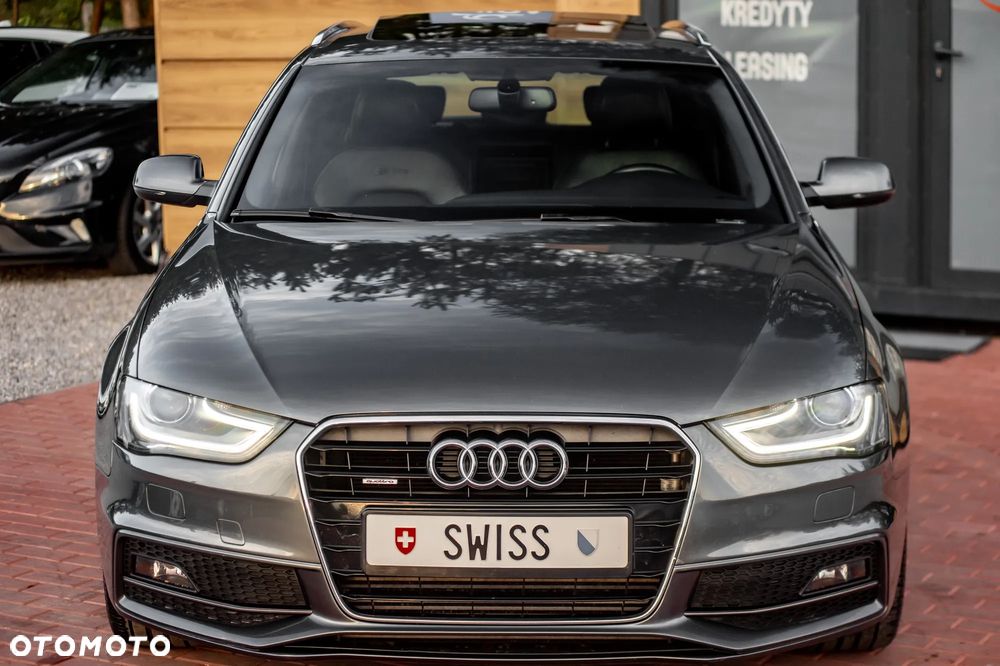 Audi A4 Avant 2.0 TFSI quattro S tronic S line Sportpaket - 4