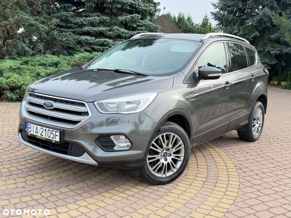 Ford Kuga - 1