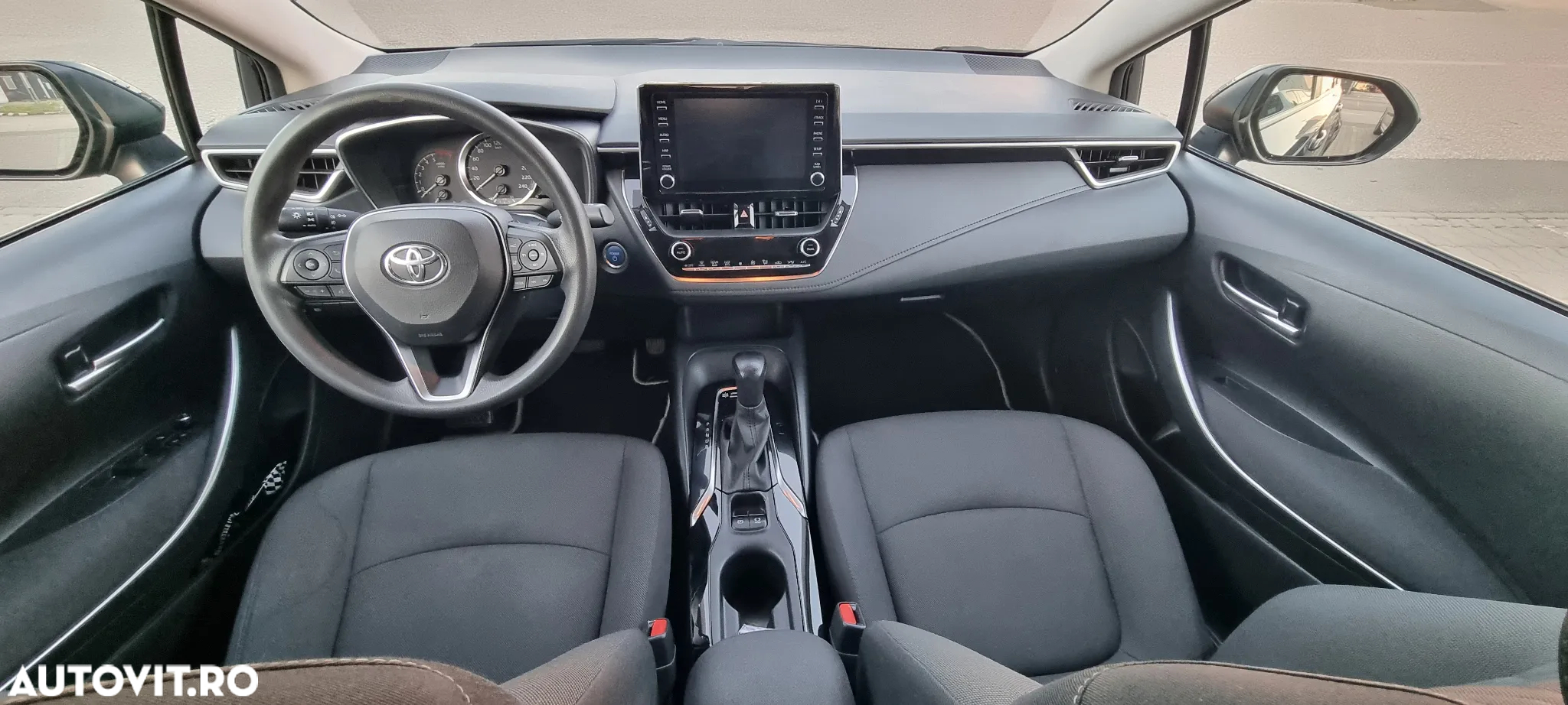 Toyota Corolla 1.8 HSD Business - 16