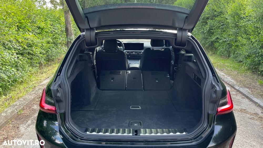 BMW Seria 3 320i Aut. M Sport - 37