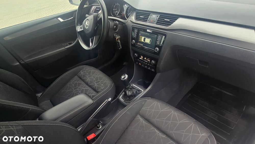 Skoda RAPID 1.0 TSI Active - 22